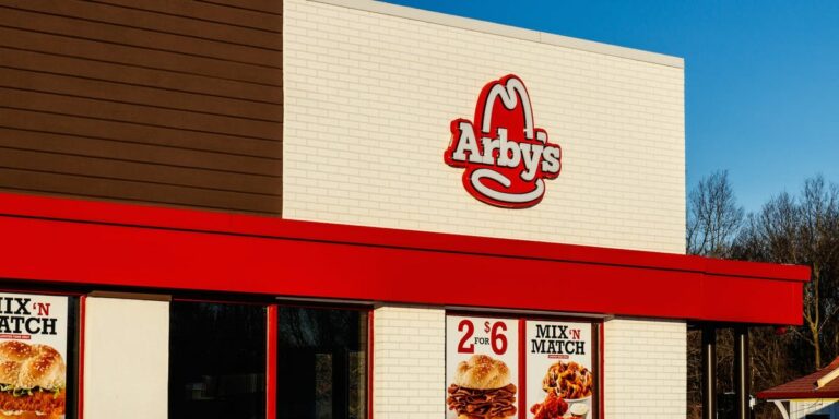 Arby’s Worker ‘Beat Hands Bloody’ Trying to Escape Freezer: Lawsuit