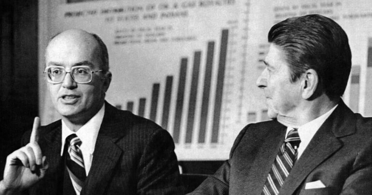 James G. Watt, Polarizing Interior Secretary Under Reagan, Dies at 85