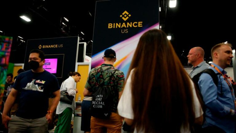 Bitcoin drops 5% after US watchdog accuses Binance of multiple violations