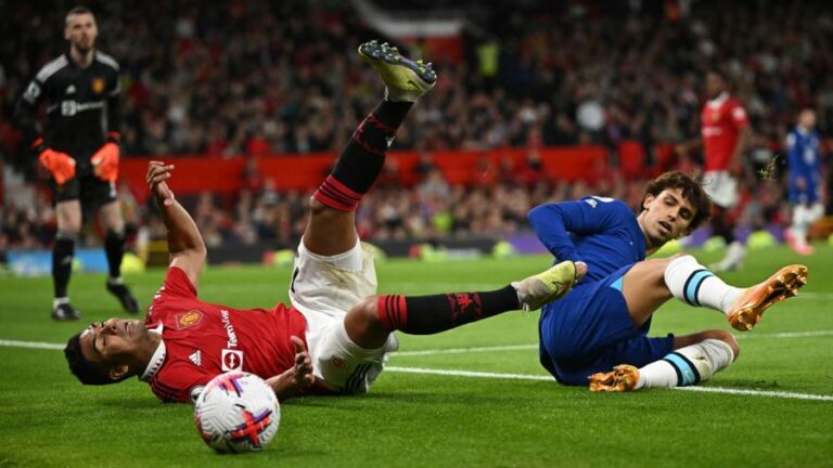 Six Glazer siblings to retain Man Utd stakes under Ratcliffe offer