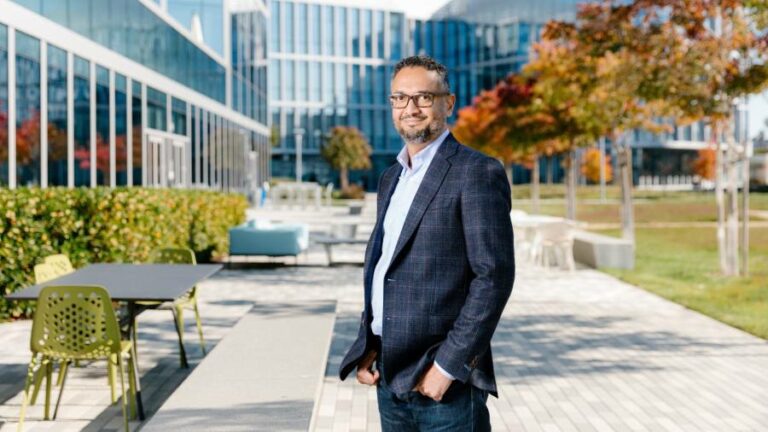 Francis deSouza resigns as Illumina boss after proxy battle with Carl Icahn