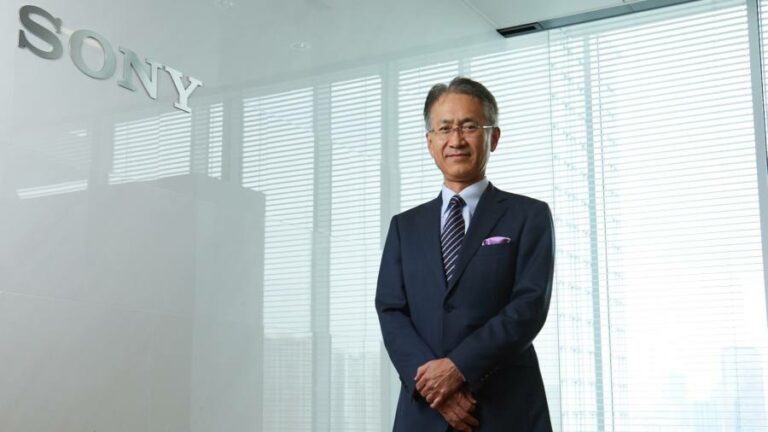 Sony chief plays down threat to consoles from cloud gaming