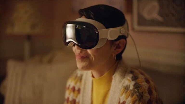 Apple unveils Vision Pro ‘mixed reality’ headset