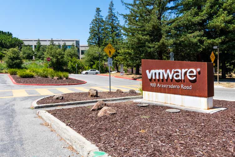 VMware/Broadcom deal spread narrows amid report on China antitrust review