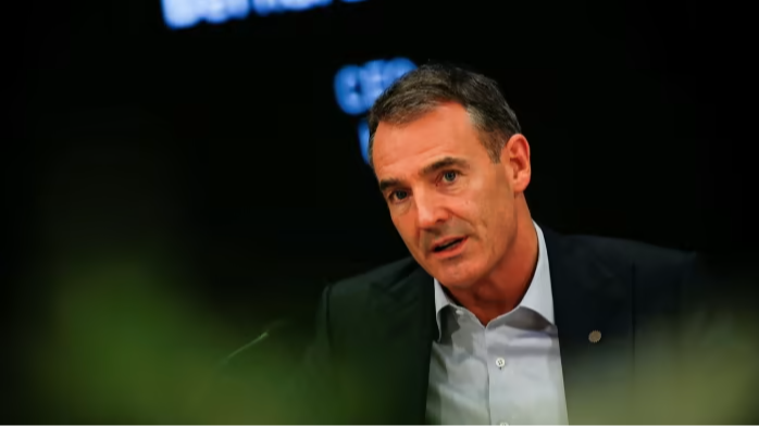 FirstFT: BP chief quits over past relationships with colleagues