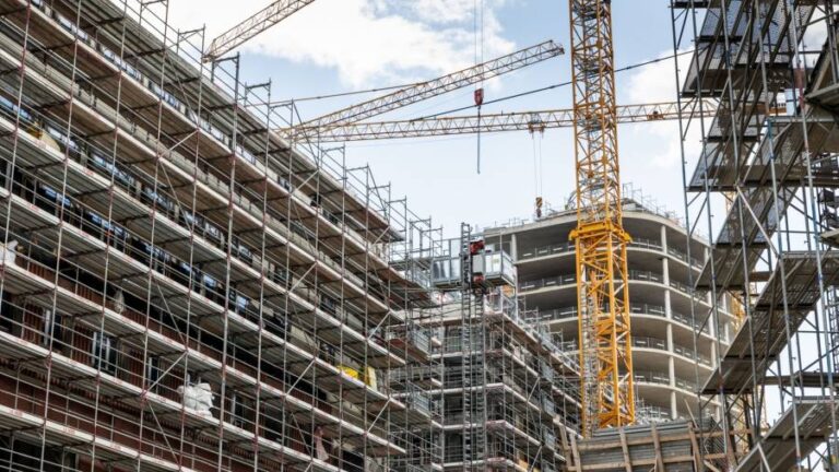 German business urges help for crisis-hit building industry