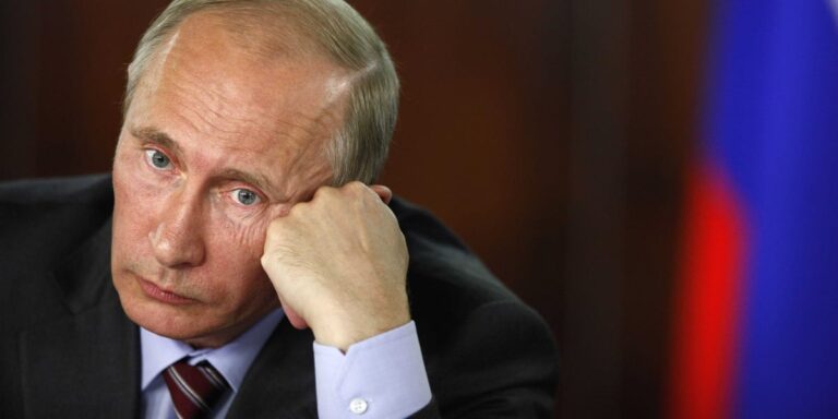 Russia’s Economy Is Crumbling but Needs More Pressure From the West