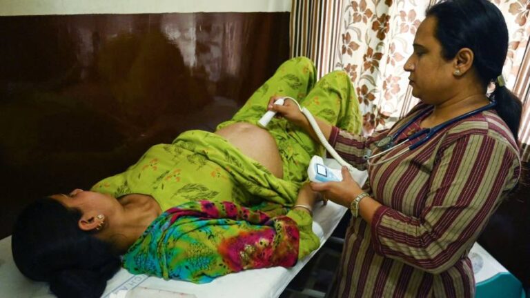 Low-cost health measures could drive big fall in maternal mortality, says report