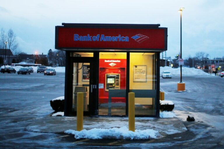 Bank of America Points to Municipal Bonds as Lucrative Option for Wealthy New Yorkers By Investing.com