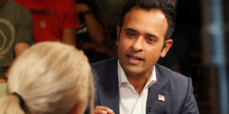 Police Refute Ramaswamy Claim That Protester Crashed Into Campaign Car