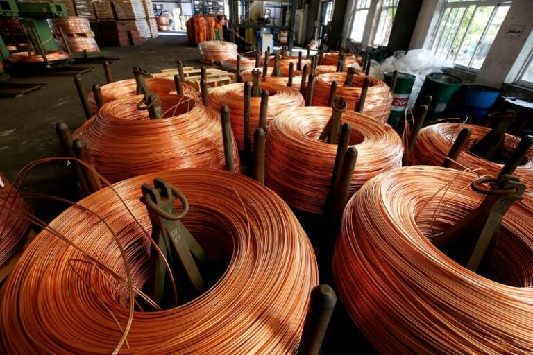 Copper prices dip on stronger dollar and LME stockpile increase By Investing.com