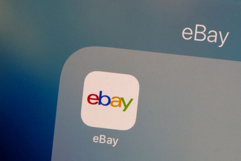 BMO raises eBay share price target, cites cost reductions By Investing.com
