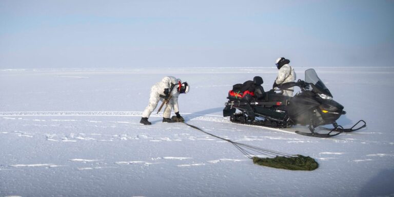 US Navy SEALs Test Artic Warfare Skills in First-of-Its-Kind Exercise