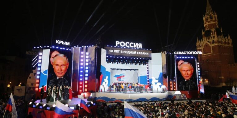 Putin to Squeeze Russia Rich Elite to Fund a War Vs NATO: Analysts