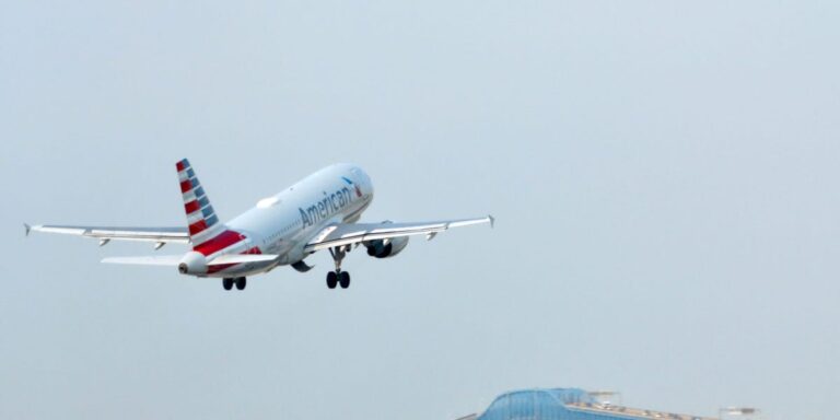 Here’s How I Prepared for My 15-Hour Flight to Hong Kong