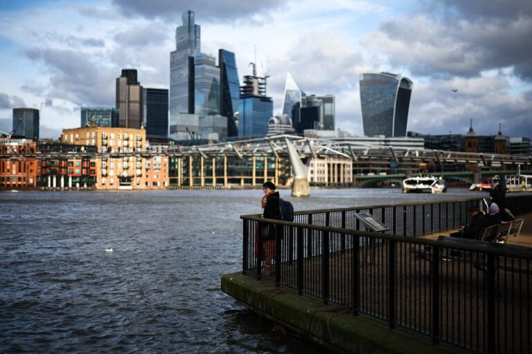 U.K. exits brief recession with stronger-than-forecast 0.6% growth in first quarter